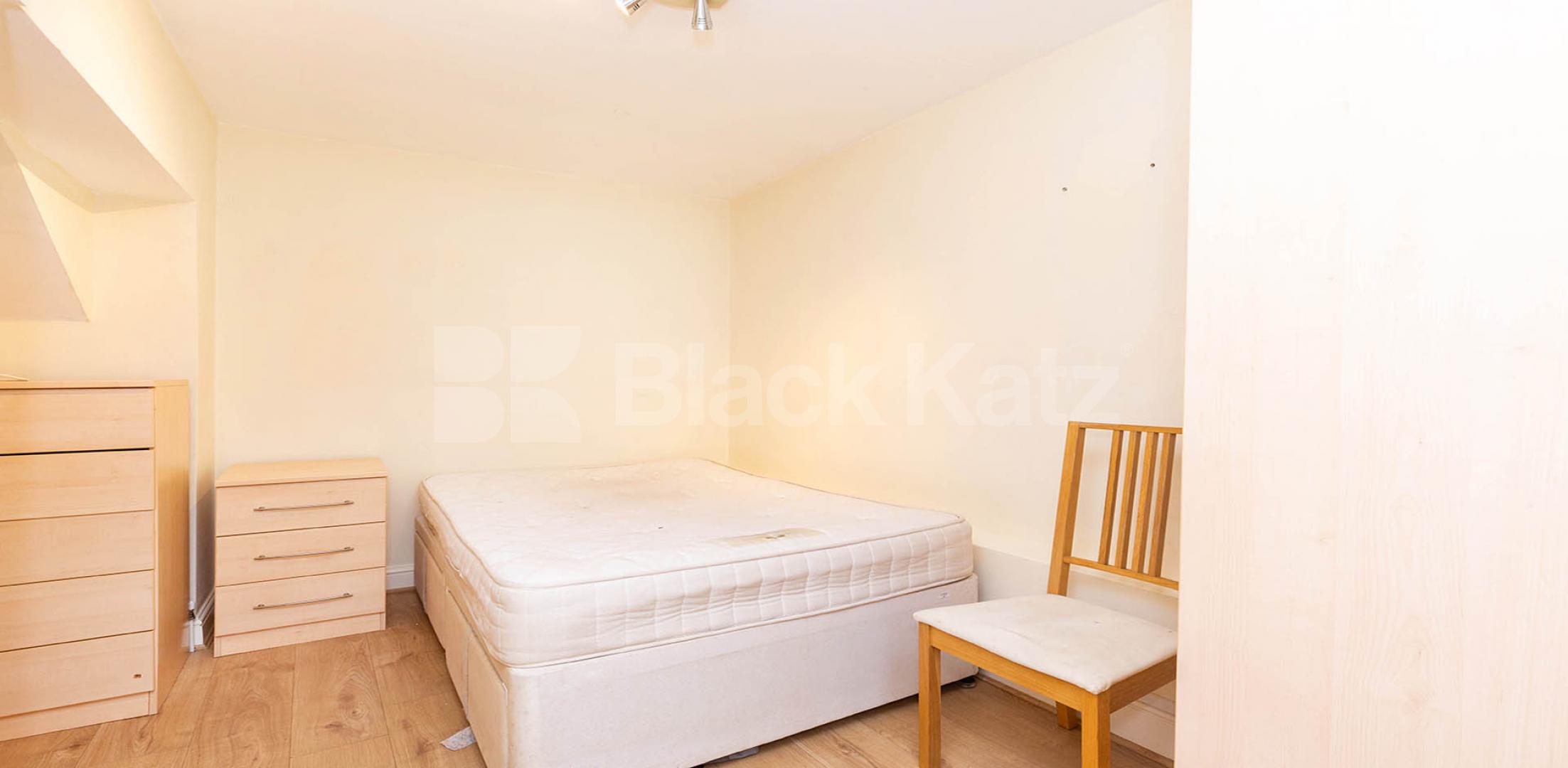 			2 Bedroom, 1 bath, 1 reception Flat			 Camden Street, Camden